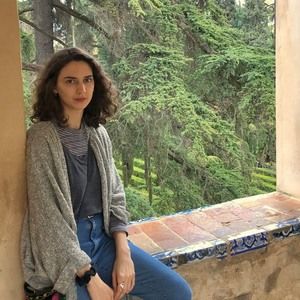 Meet your Posher, Laura